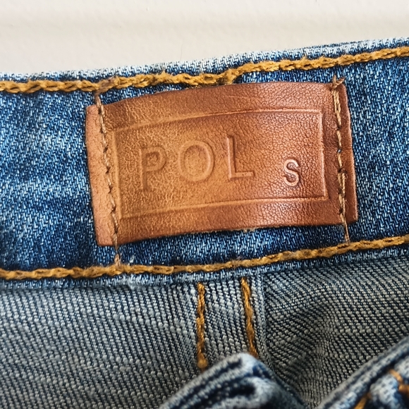 POL - Picture 7 of 7